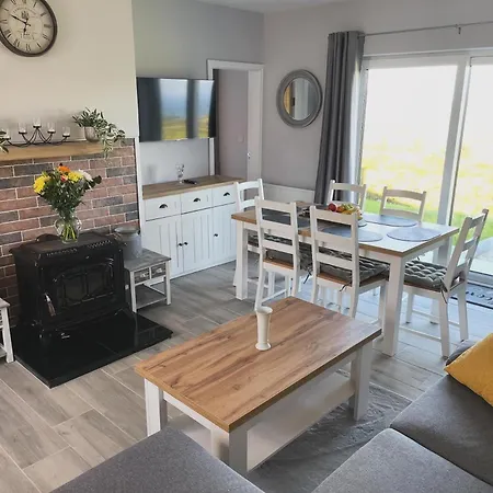 Castle View - Entire Holiday home