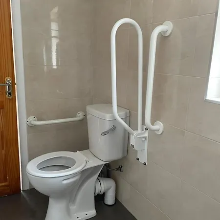 Castle View - Entire Feriehus Ballynasare